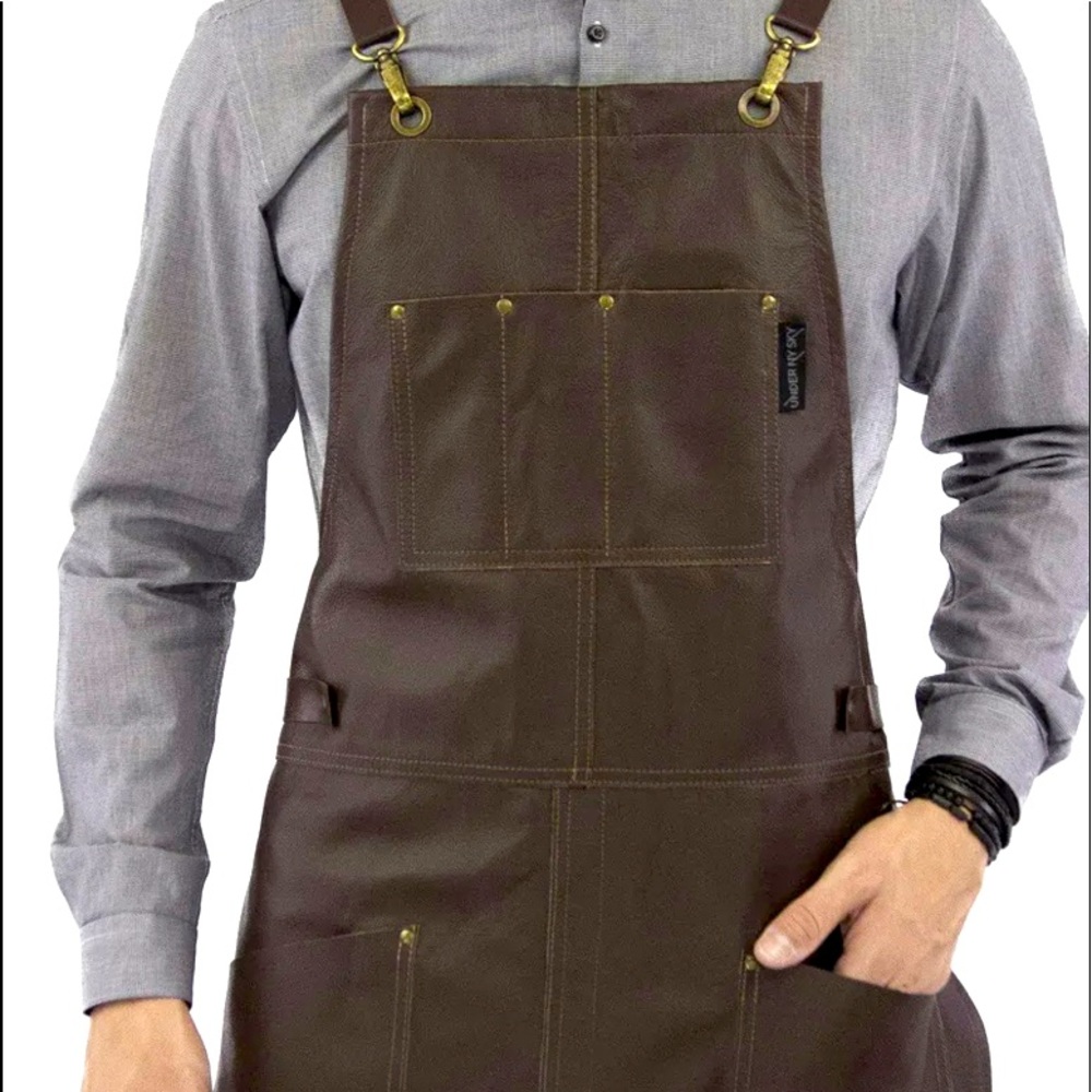 Under NY Sky brown leather apron